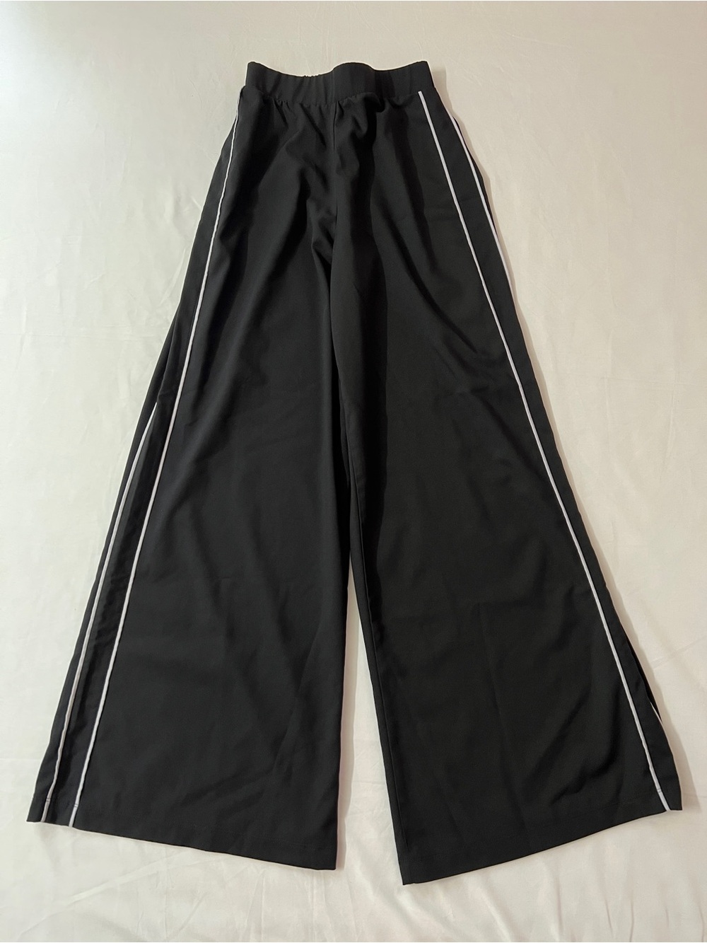 Charlotte Russe Line Wide leg Pants